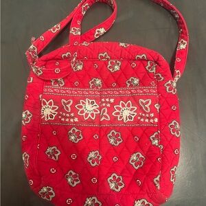 VERA BRADLEY Vintage Red Floral Quilted Shoulder Bag